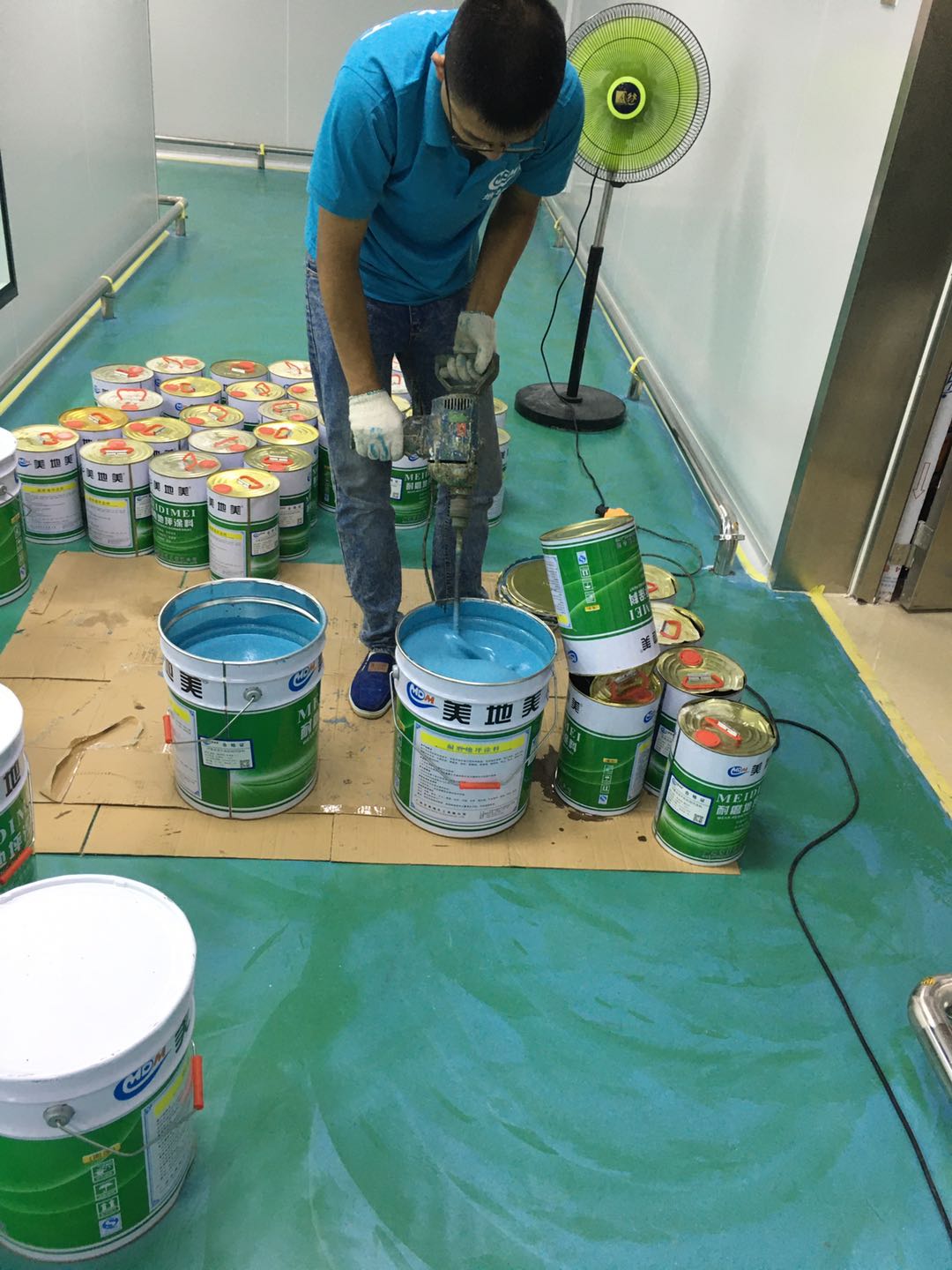 防靜電地坪漆施工方案的注意事項 防靜電地坪漆施工方案的注意事項