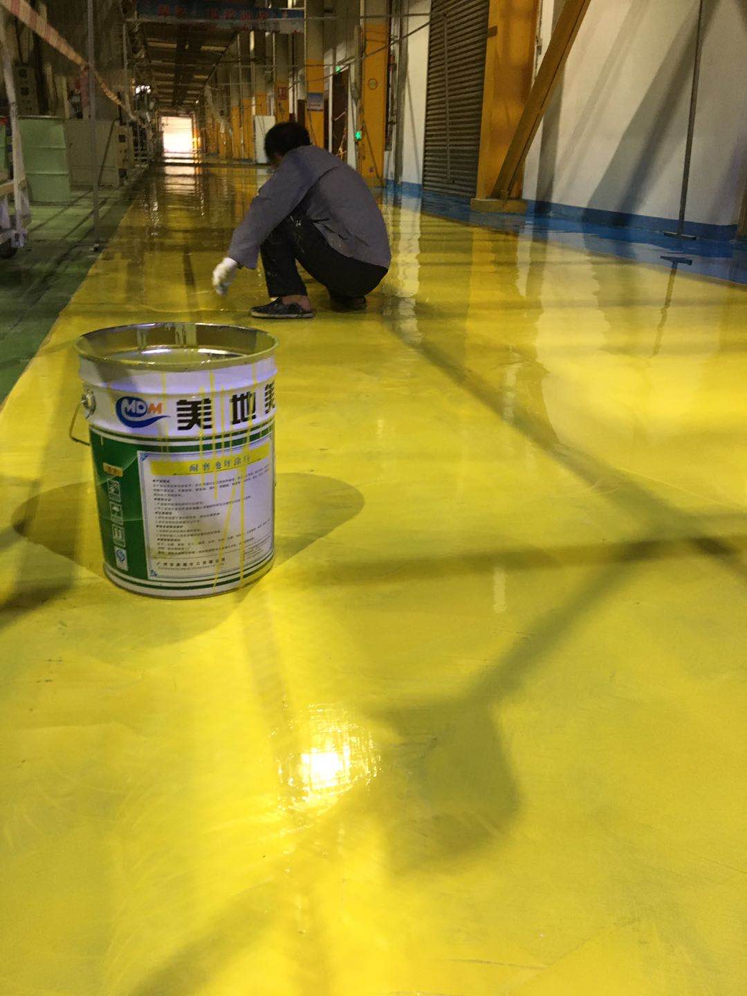 車庫環(huán)氧地坪施工標(biāo)準(zhǔn)有哪些 車庫環(huán)氧地坪施工標(biāo)準(zhǔn)有哪些