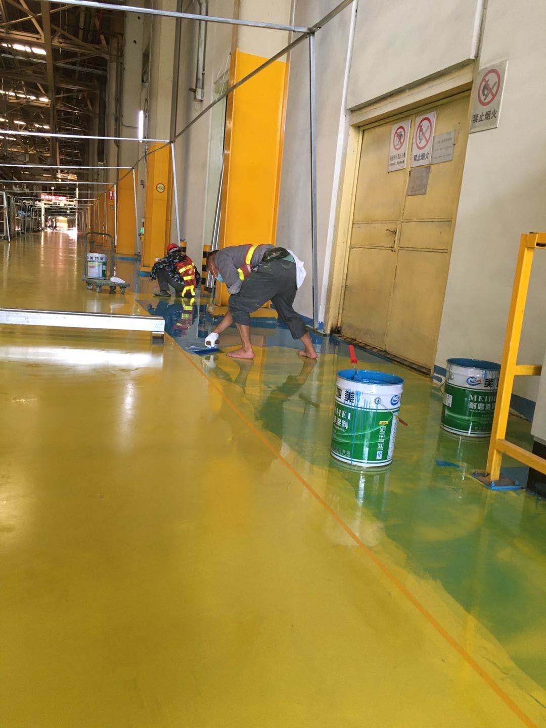 武漢環(huán)氧地坪涂料施工公司如何完善服務(wù) 武漢環(huán)氧地坪涂料施工公司如何完善服務(wù)